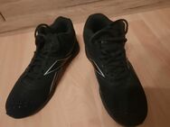 Reebok Schuhe mit Erhöhung 1,8 cm links - Aachen