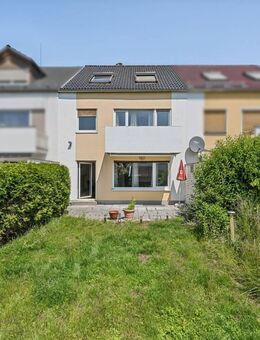 Familienfreundliches Reihenhaus mit Garten und viel Raum zur Entfaltung - in Puchheim-Ort - Puchheim