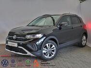 VW T-Cross, 1.0 TSI Life 1 APP, Jahr 2024 - Ganderkesee