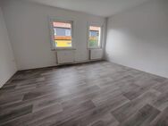 GÜNSTIG & STADTNAH: Tolle 4-Zimmer Wohnung für die Familie mit Tageslichtbad in Schulnähe! - Bad Gandersheim