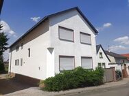 Modernisiertes EFH mit 148m² Wfl, Balkon, zzgl. 2 Einliegerwhng. insg. 65m², 820,- Mieteinnahmen! - Weisenheim (Berg)