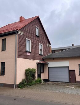 Wohnhaus mit großzügigen Nebengebäuden in zentraler Lage - Trusetal Trusetal