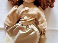 Puppe mit Porzellankopf 43cm hoch - Weimar