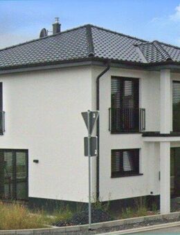 Fröndenberg-Frömern: Luxuriöse und energetisch hochwertige Stadtvilla mit Erdwärme und PV Anlage, Garage und Stellplätzen in ruhiger Wohnlage - Fröndenberg (Ruhr)