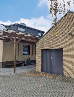 - Provisionsfrei - Zweigenerationenhaus mit Doppelgarage und Carport in Kalkar - Kalkar