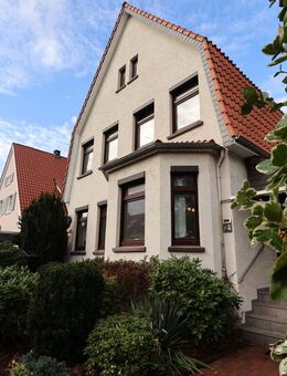 Charmante Altbauvilla mit Ausbaupotenzial in begehrter Wohnlage von Oldenburg - Oldenburg