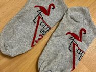 Socken (getragen) von Guess - Berlin