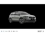 Skoda Karoq, 1.5 TSI Tour Infotainment Fahrassistenz Plus elek Heck, Jahr 2022 - Mühlheim (Main)