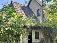 Grüne Oase in Stahnsdorf: Elegantes Zuhause mit Garten und Teich - Stahnsdorf