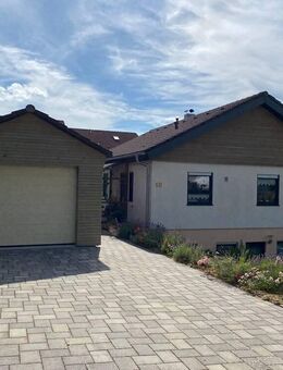 Gepflegtes, freistehendes Einfamilienhaus mit Einliegerwohnung in Rottweil-Neufra - Rottweil