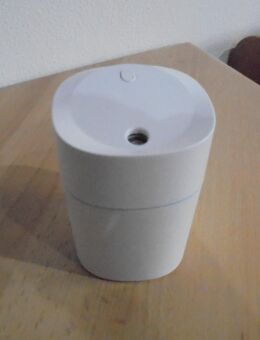Tragbarer Mini-Auto- Raum Aroma-Diffusor, kühler Nebel, leiser Aroma-Diffusor - Plattling