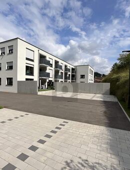 ERSTBEZUG - HELL & MODERN MIT SÜD-TERRASSE - Calw