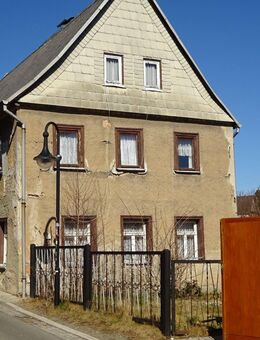 Denkmalgeschütztes Haus im Zentrum - Treuen