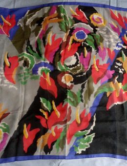 Tücher bekannter Parfüm Marken z.B. OTTO KERN, MISSONI, CACHAREL,... - Essen