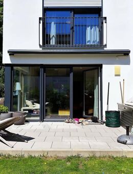 Schönes, ruhiges und modernes Townhouse in zentraler Lage Kraillings - Krailling