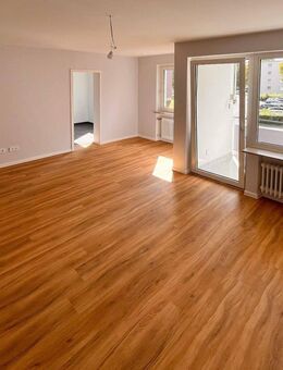Helle 3-Zimmer-Wohnung mit Balkon - Hannover