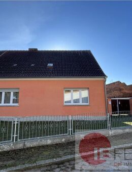 Renovierungsbedürftiges Einfamilienhaus mit Nebengebäude + Gartenland - Jüterbog