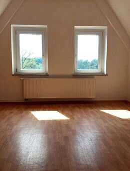3R-Wohnung Maisonette/Mansarde 54 qm, Dachgeschoß, im Zentrum von Kohren-Salis - Frohburg