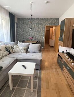 helle 3 ZKB Senioren-Wohnung EG mit Balkon sucht Nachmieter - ruhige Lage am Waldrand OT-Dorf im Warndt - Großrosseln