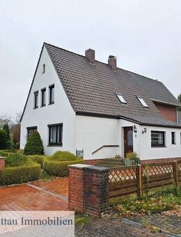 G 31 LUNESTEDT -gepflegtes freistehendes 3-Familienhaus mit Wintergarten, Schwimmhalle usw.- mit viel Potenzial - Beverstedt