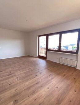 Große EG Wohnung mit 3 Schlafzimmern und Terrasse - Schlüsselfeld