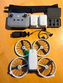 DJI Flip Drohne mit umfangreichem Zubehör in 97277