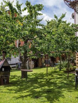 Gepflegtes Einfamilienhaus mit Erweiterungspotenzial und traumhaften Garten - Filderstadt