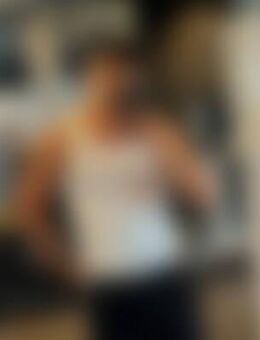 Oka*** - Frankfurt (Main)