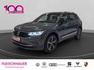 VW Tiguan, 2.0 TDI Active 18, Jahr 2021 - Bonn