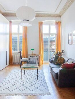 Urbanes Wohnen am Mauerpark - hochwertig sanierter Altbau mit Balkon & Charakter - Berlin