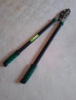 Astschere wegen Nachlass ! - Edingen-Neckarhausen