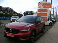 Volvo XC40, R-Design, Jahr 2022 - Rutesheim