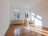 Gründerzeitwohnung im 4.OG mit Südbalkon - Berlin
