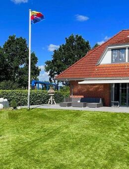 F-R-E-I- Traum Walmdach-Haus mit Weitblick - Rellingen