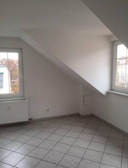 gemütliche DG-Wohnung mit Balkon sucht "Langzeitbeziehung" - Gotha
