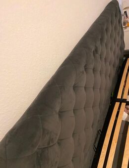 Polster hydraulisches Bett mit Stauraum - Frankfurt (Main) Sachsenhausen-Süd