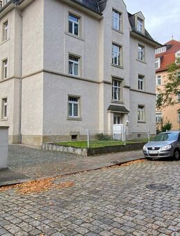 Großzügige, helle Wohnung mit Balkon in Cotta - Dresden