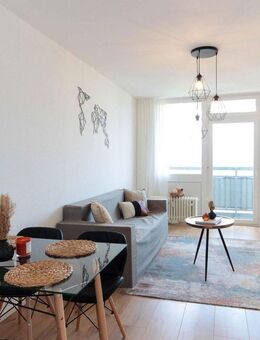 Charmante 2-Zimmer-Wohnung mit Balkon und Tiefgarage in Gersthofen - Gersthofen