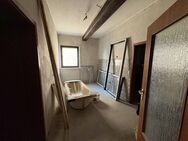 Mehrfamilienhaus mit Vision - Sanierungsobjekt mit großem Gestaltungsspielraum - Walsdorf (Bayern)
