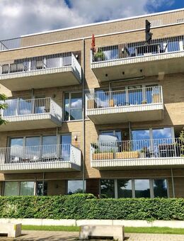 Barrierefreie Obergeschoss-Wohnung mit traumhaften Weserblick - Bremen