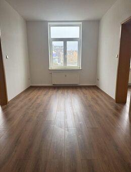 Renovierte, helle 2-Zimmerwohnung - Plauen