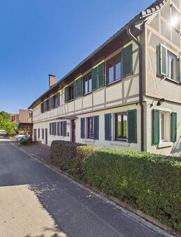 Einmalige Gelegenheit: Zweifamilienhaus mit Charme & 1.626 m² Grundstück in zentraler Lage Lahr - Lahr (Schwarzwald)