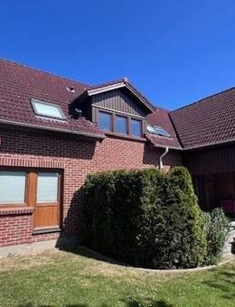 Büro / Praxis / Kanzlei / Wohnungen - Oldenburg (Holstein)