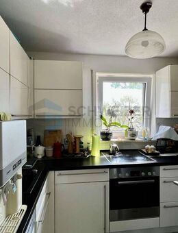 3-Zimmer-Wohnung mit Balkon, Einbauküche und Tiefgaragenstellplatz - Ruhige Lage in Plochingen! - Plochingen