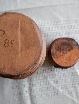 2 Bienenkorb-Keramik/Ton-Vasen,Struktur,Alt - Linnich