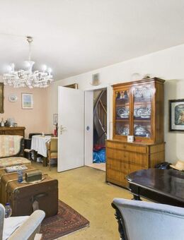 Zentral und ruhig: Doppelhaushälfte mit vielfältigen Nutzungsmöglichkeiten - Schwäbisch Gmünd