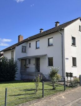 Großzügiges Zweifamilienhaus mit schönem Garten in ruhiger Ortsrandlage! - Obernburg (Main)