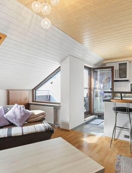 Helle 3-Zimmer-Wohnung mit Balkon und TG-Stellplatz - Pforzheim