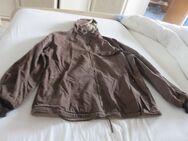 Anorak mit Kapuze, Größe 48/50 zu verschenken - Stuttgart
