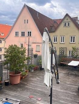 Unikat! 3-Zimmer-Wohnung mit traumhafter Dachterrasse in idealer Innenstadtlage von Esslingen! - Esslingen (Neckar)